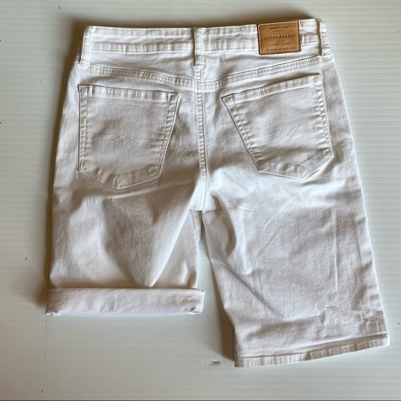 Lucky Brand “The Bermuda” White Denim Jean Shorts Size 4 / 27 Mid Rise NWOT - Picture 1 of 3